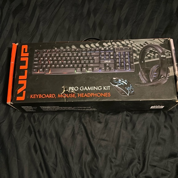 NIB pro gaming keyboard mouse and keyboard - Picture 1 of 1